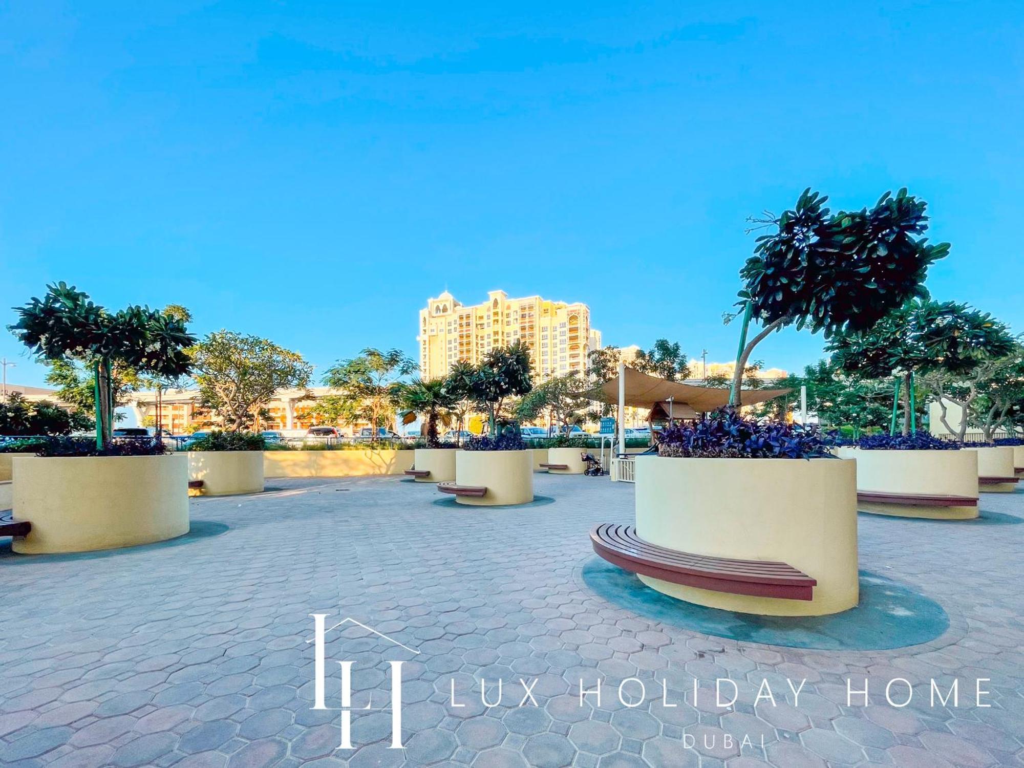 Lux The Palm Island Atlantis View Dubai